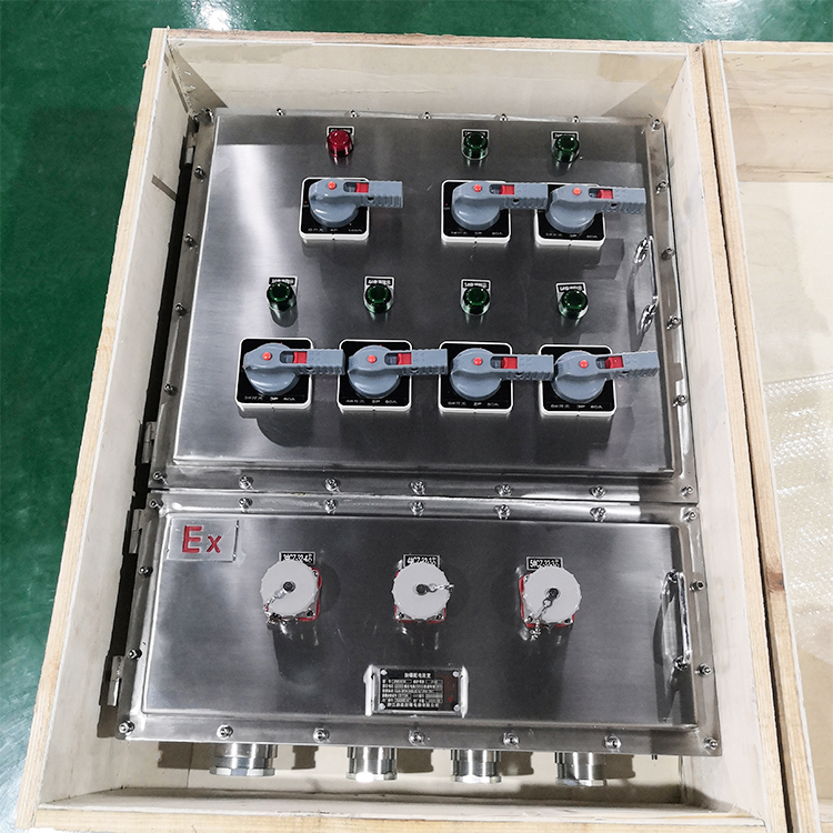 不銹鋼防爆配電箱，化工不銹鋼防爆配電箱，氣體不銹鋼防爆配電箱，風(fēng)機(jī)房不銹鋼接線箱，不銹鋼防爆接線箱，化工不銹鋼防爆控制箱