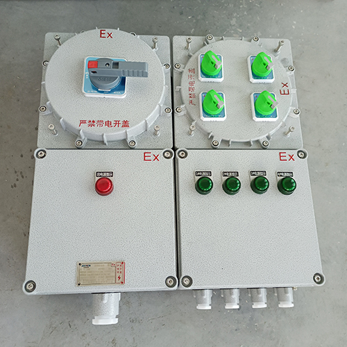 化工粉塵防爆配電箱，IIC防爆控制箱，化工液化車間防爆配電箱，BXMD化工廠煉油廠防爆控制箱